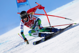 Ana Bucik v slalomu